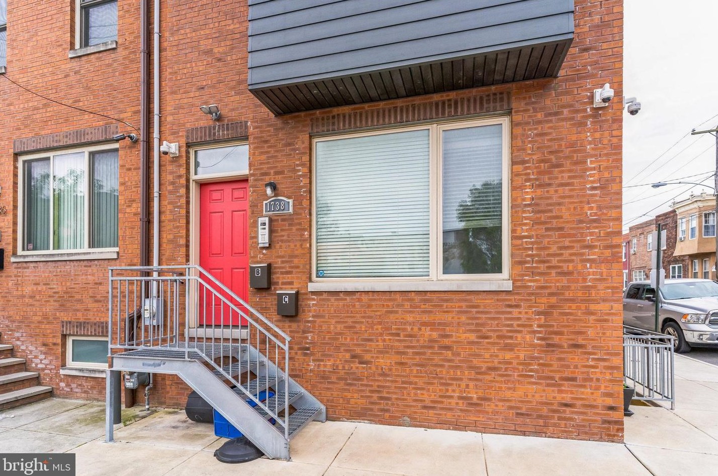 1738 Dickinson St, Philadelphia, PA 19146