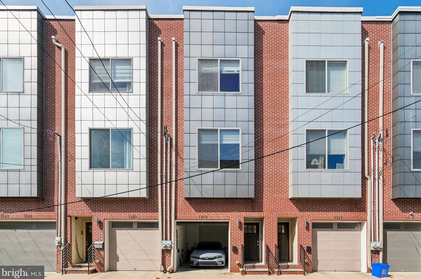 1919 League St, Philadelphia, PA 19146