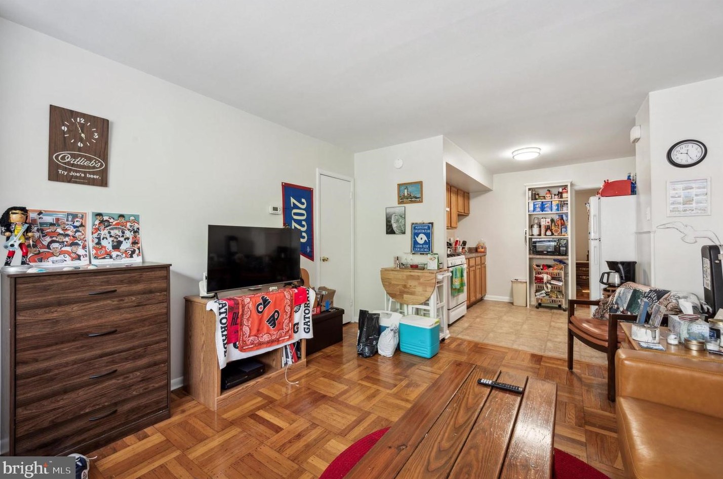 341 Ripka St, Philadelphia PA  19128-4644 exterior