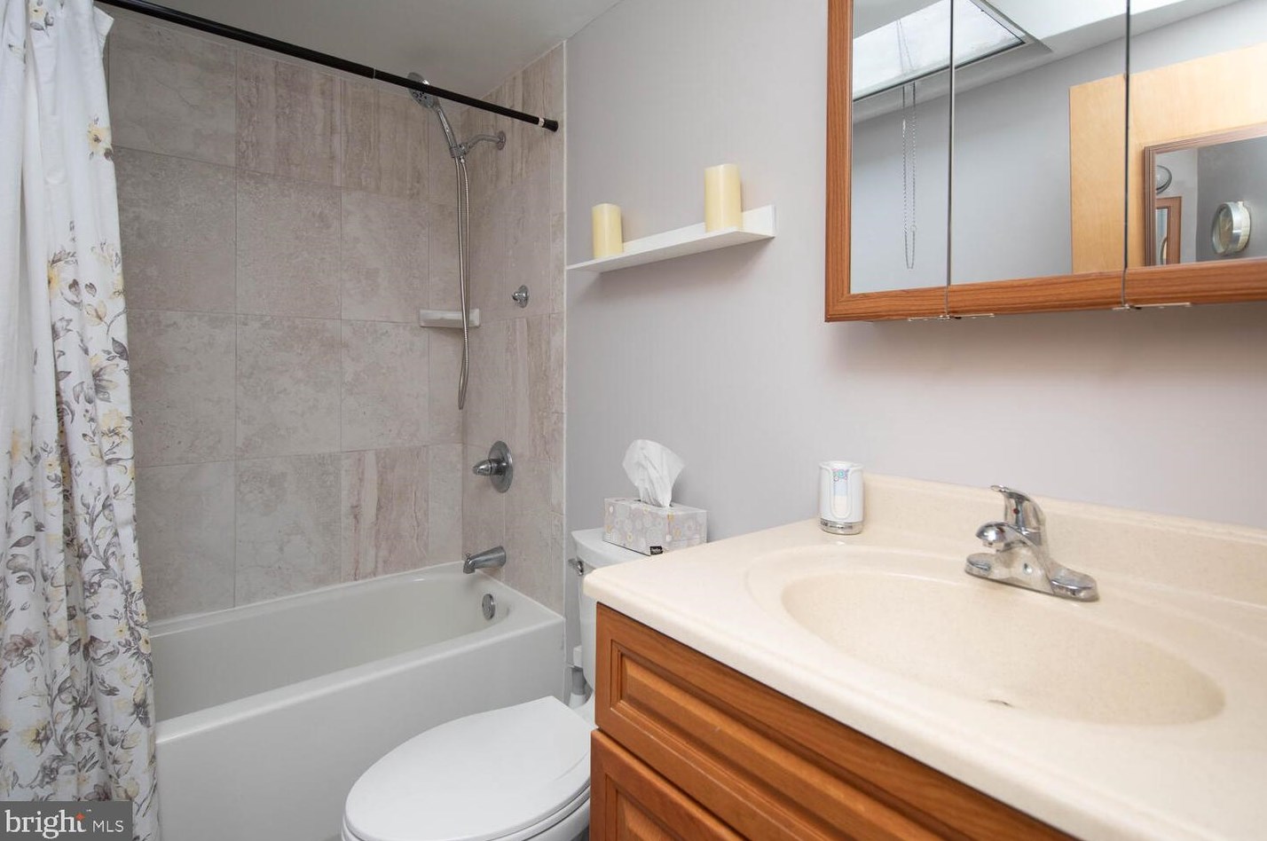 3606 Merrick Rd, Philadelphia PA 19129-1615 exterior