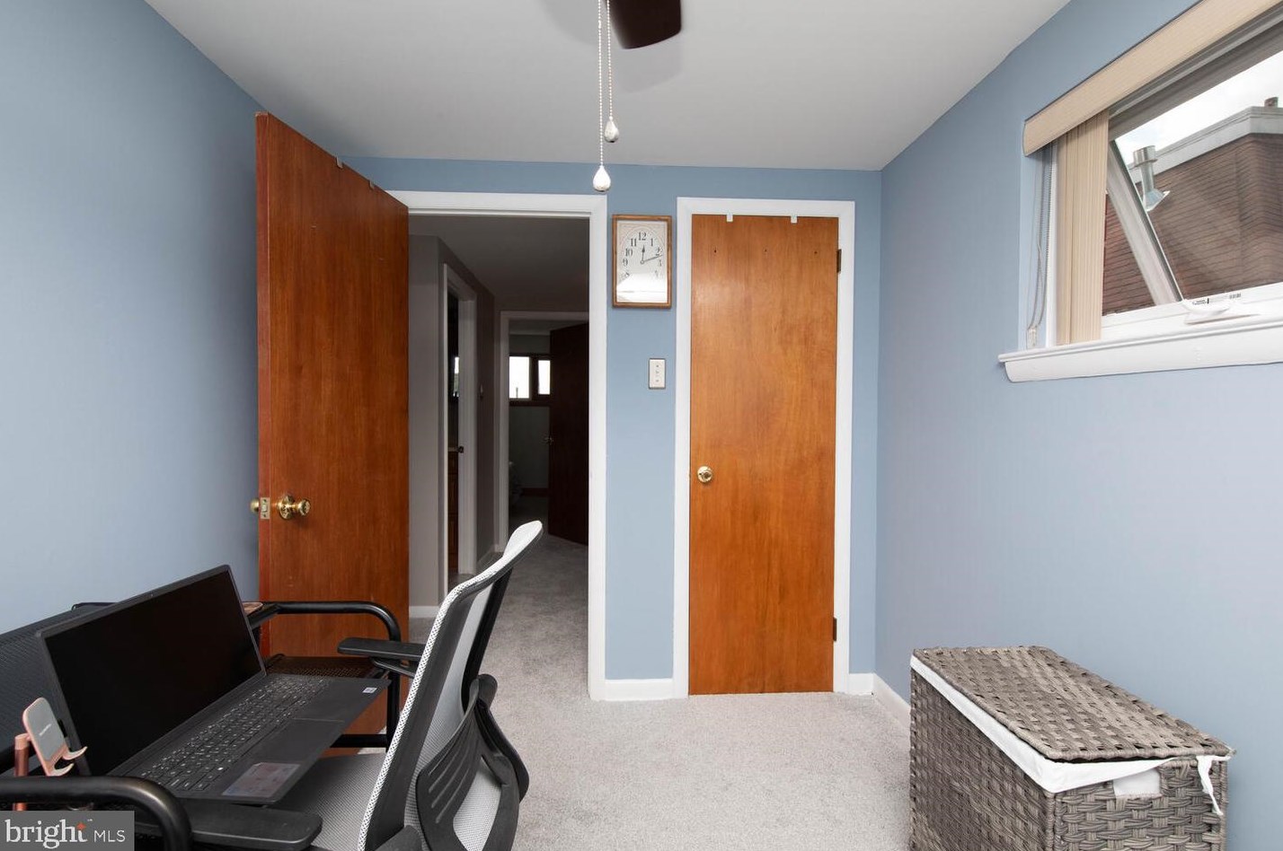 3606 Merrick Rd, Philadelphia PA 19129-1615 exterior