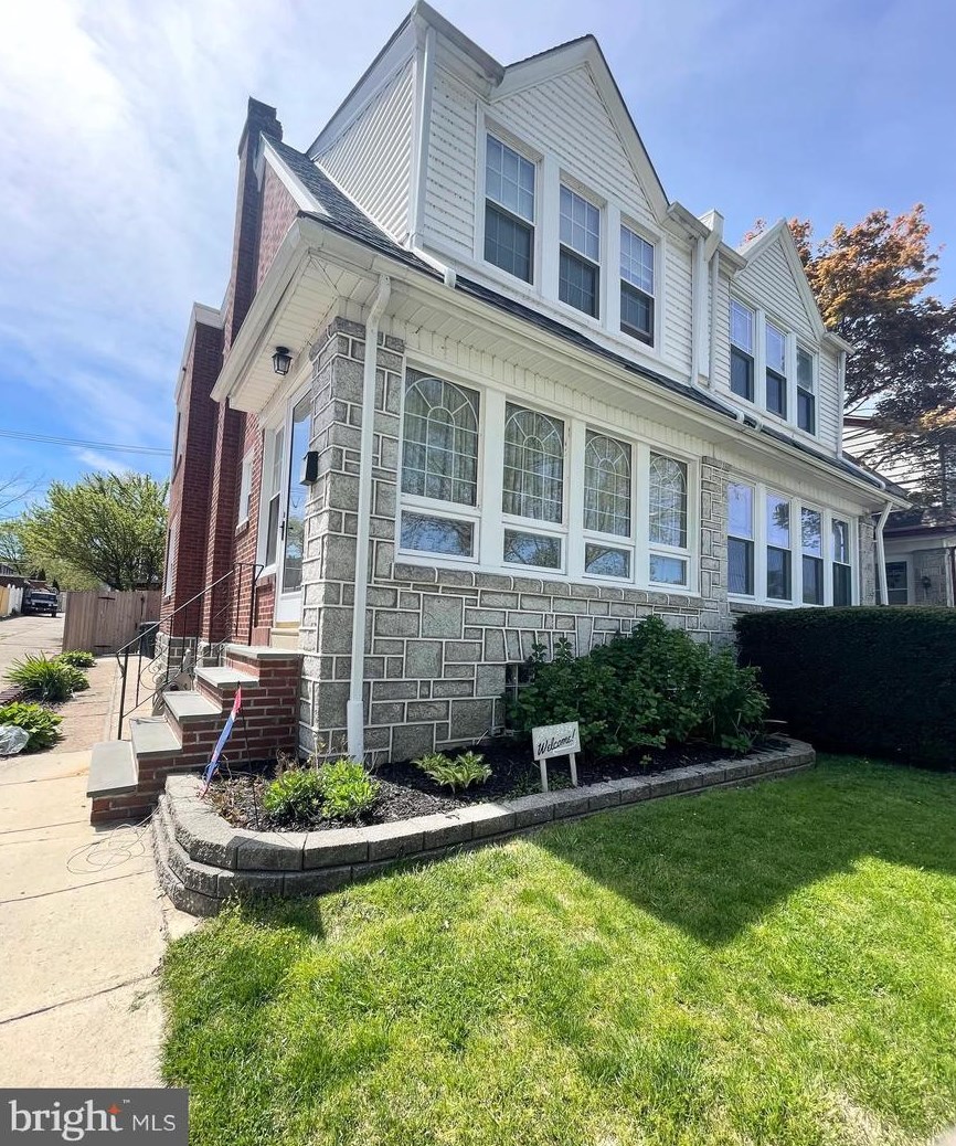 3234 Stanwood St, Philadelphia, PA 19136-2213