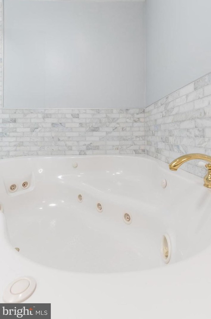 1112 Norwalk Rd, Philadelphia PA 19115-2512 exterior