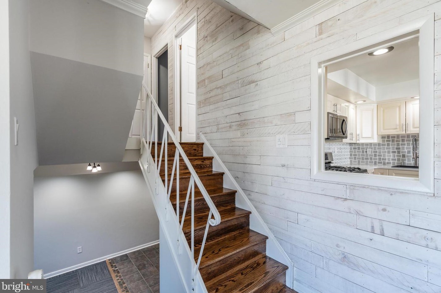 1112 Norwalk Rd, Philadelphia PA 19115-2512 exterior