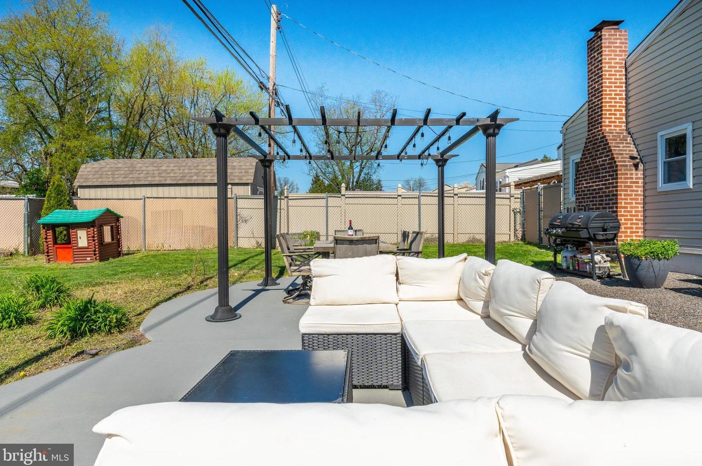 1112 Norwalk Rd, Philadelphia PA 19115-2512 exterior