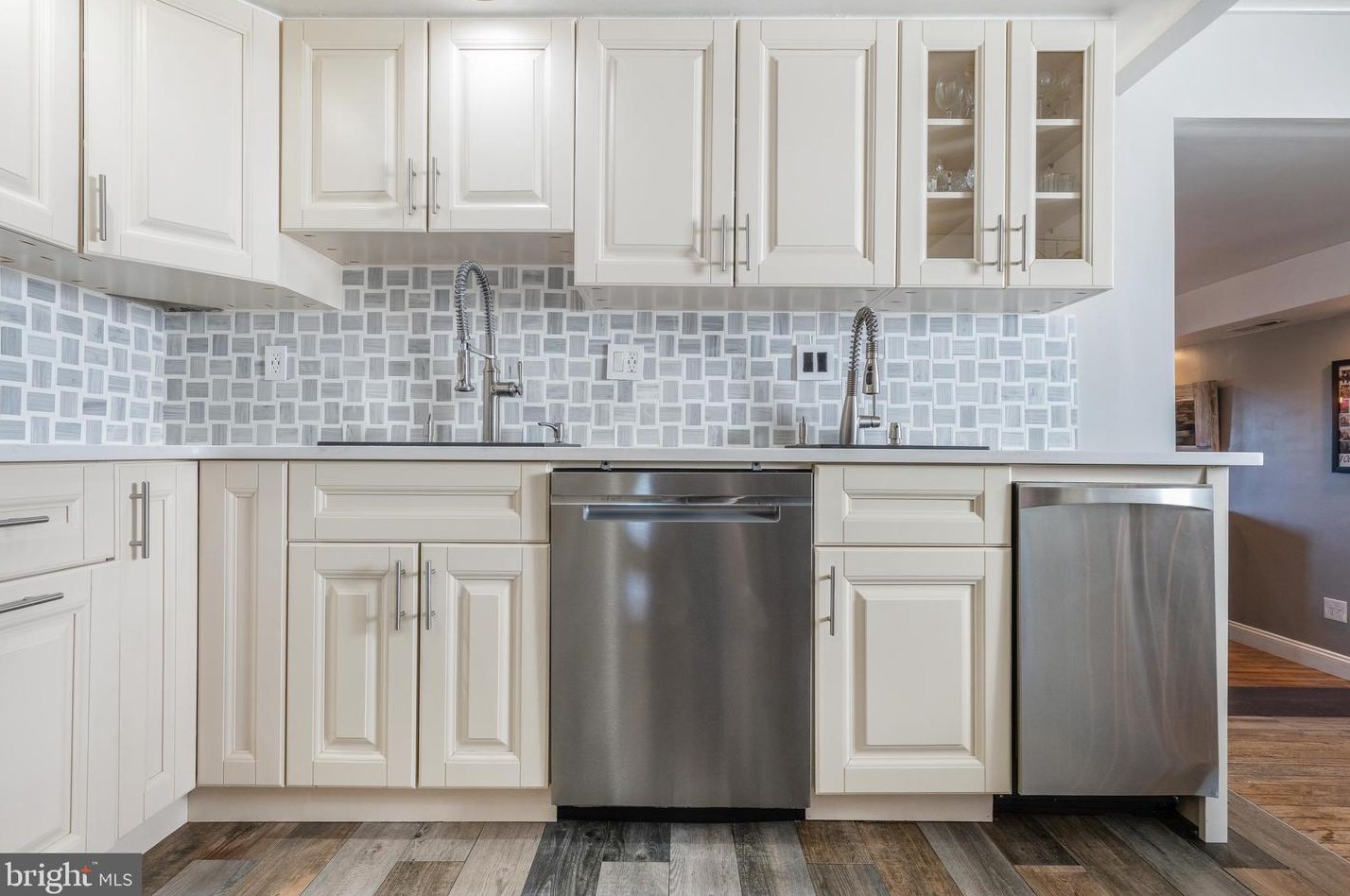 1112 Norwalk Rd, Philadelphia PA 19115-2512 exterior