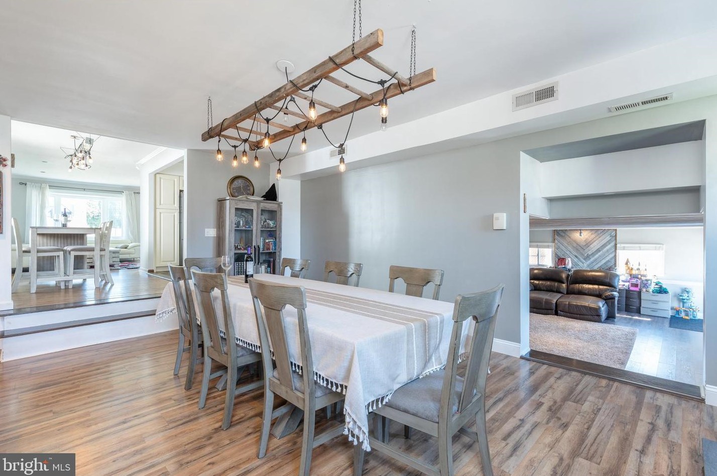 1112 Norwalk Rd, Philadelphia PA 19115-2512 exterior