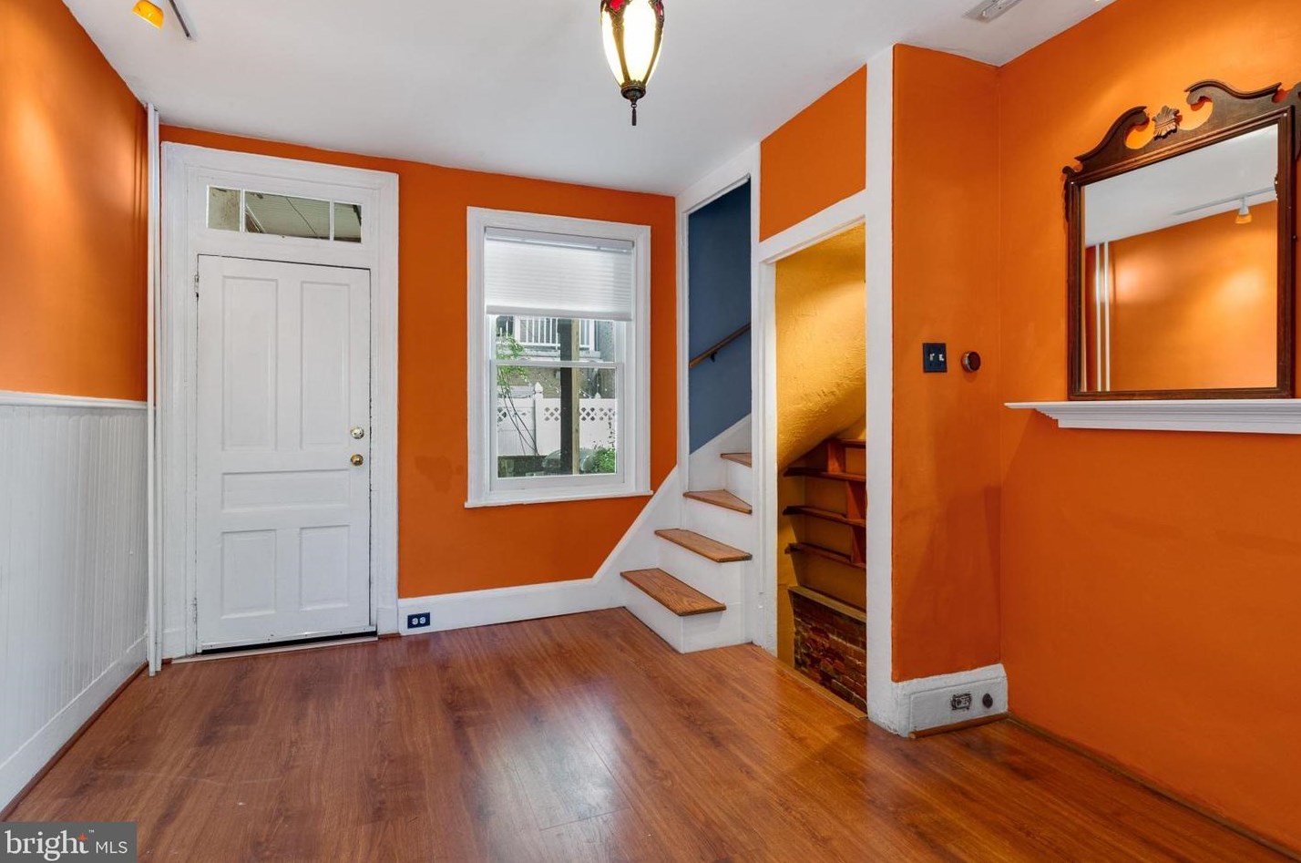 528 Kauffman St, Philadelphia, PA 19147-3015