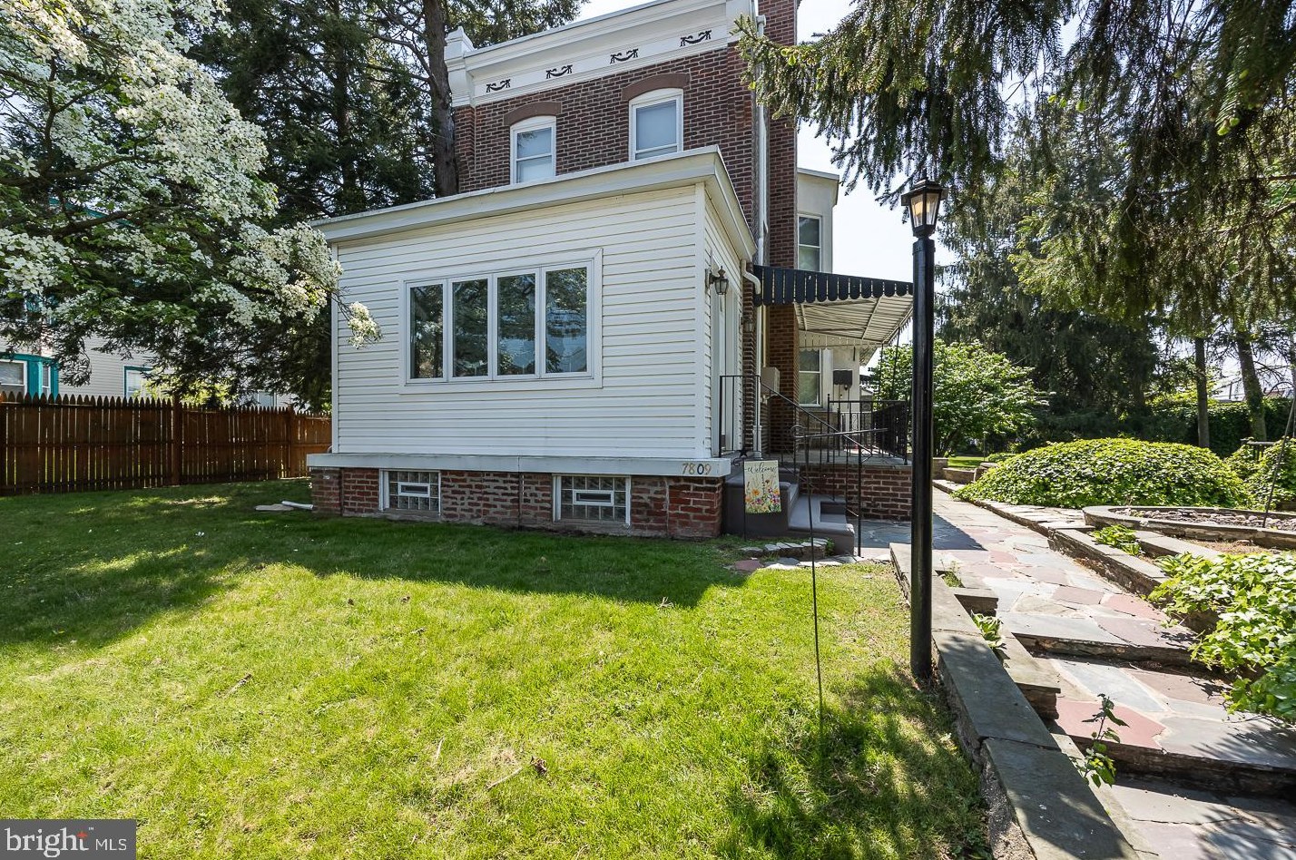 7801-11 Walker St, Philadelphia, PA 19136-3130