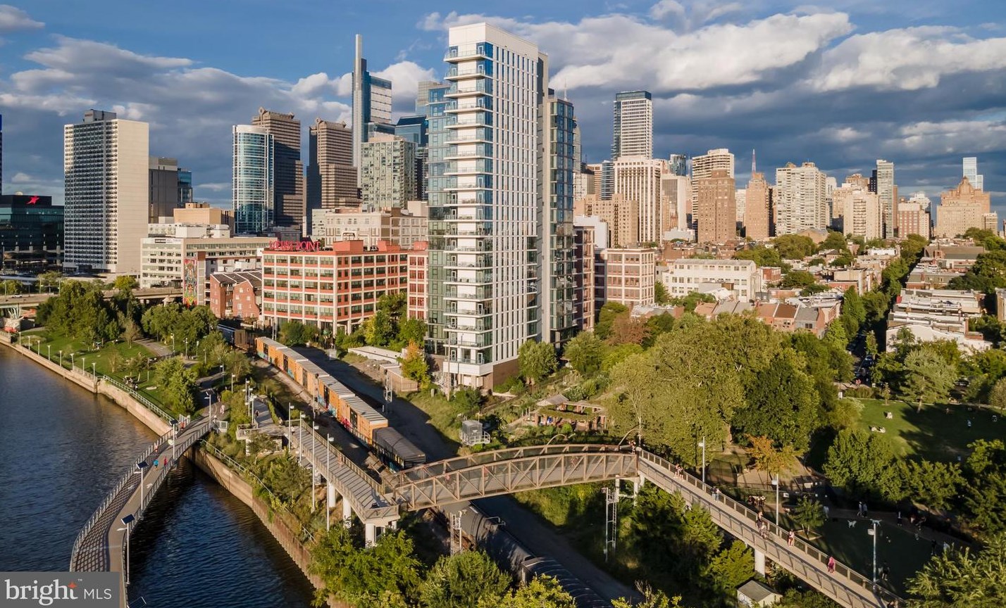 210 25th St, Philadelphia PA  19103-0055 exterior