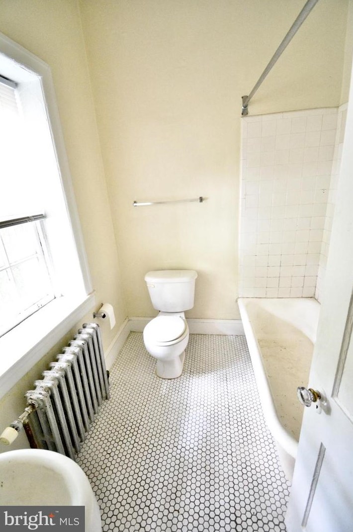 251 Rittenhouse St, Philadelphia PA  19144-3350 exterior