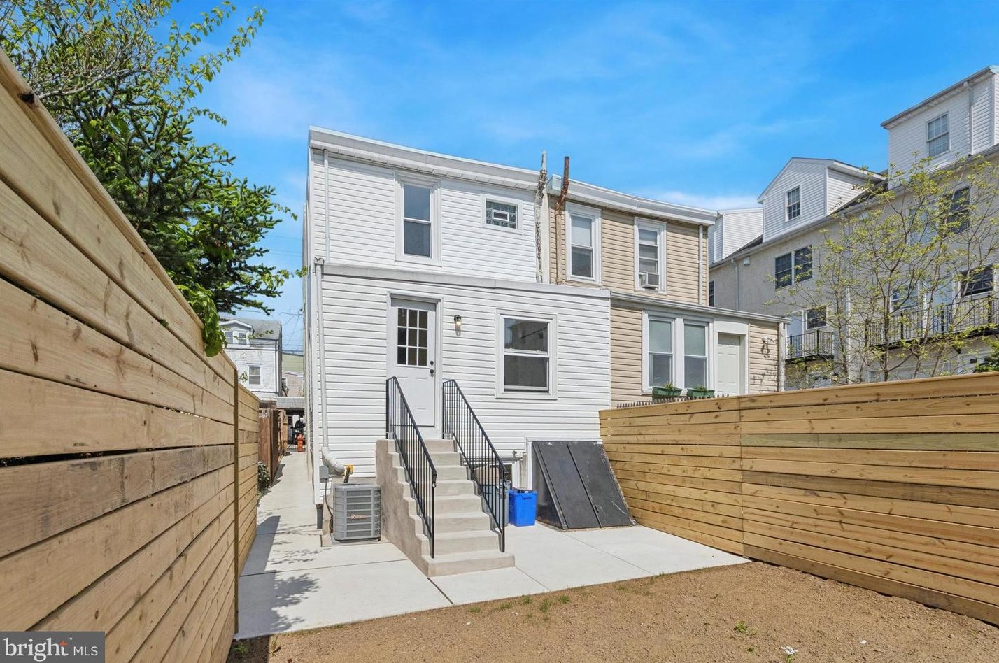 4526 Mitchell St, Philadelphia PA  19128-3318 exterior