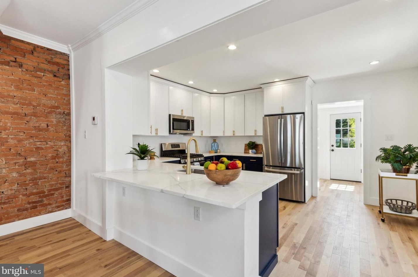 4526 Mitchell St, Philadelphia PA  19128-3318 exterior