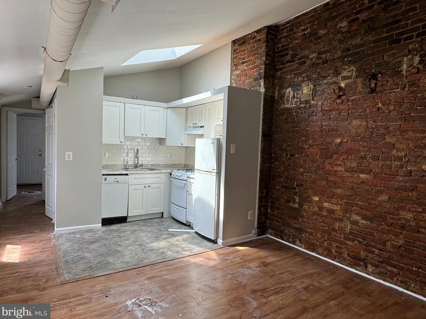 412 S 15th St Apt 3r, Philadelphia, PA