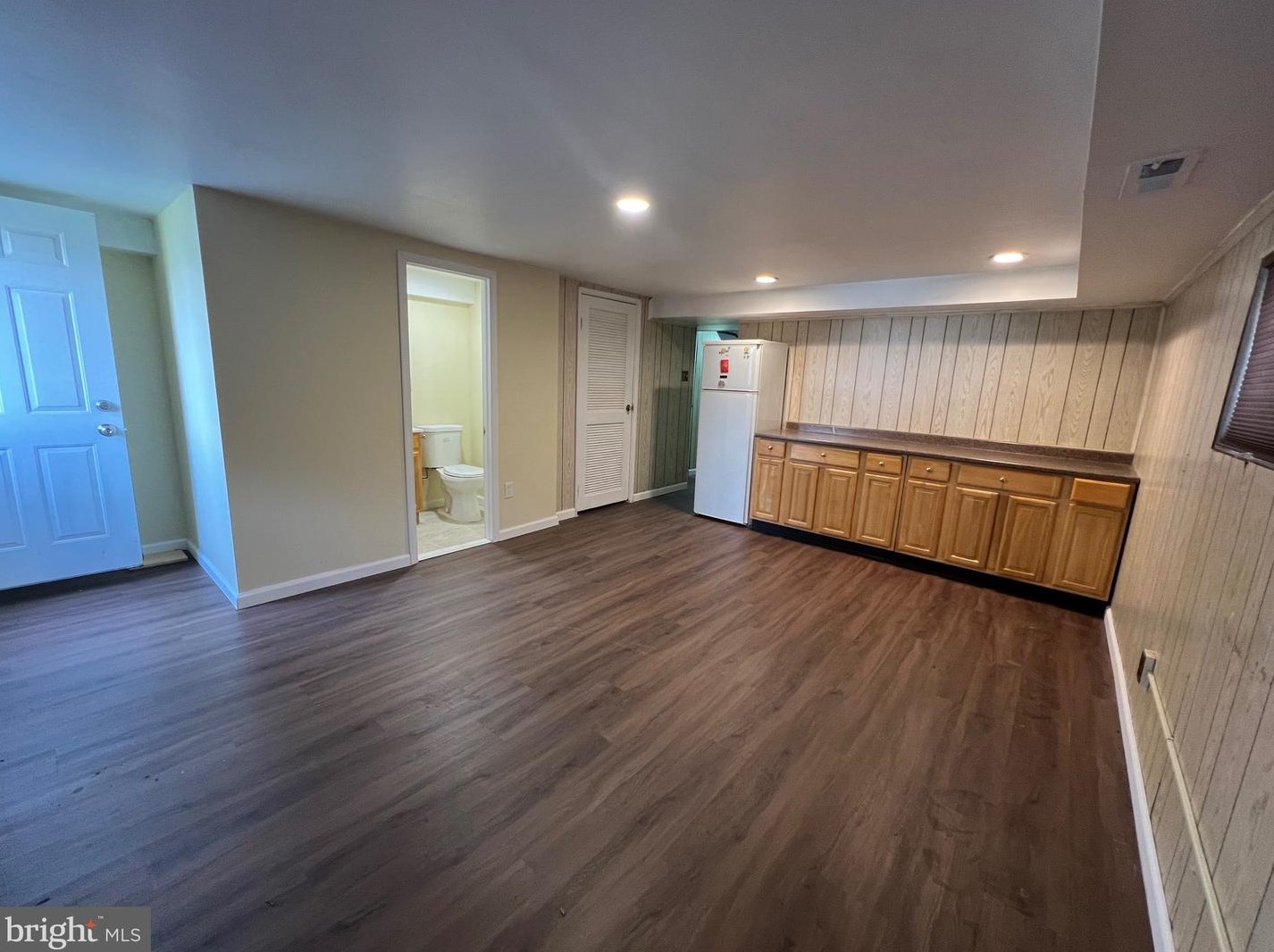 9946 Wingtip Rd, Philadelphia PA 19115-1708 exterior