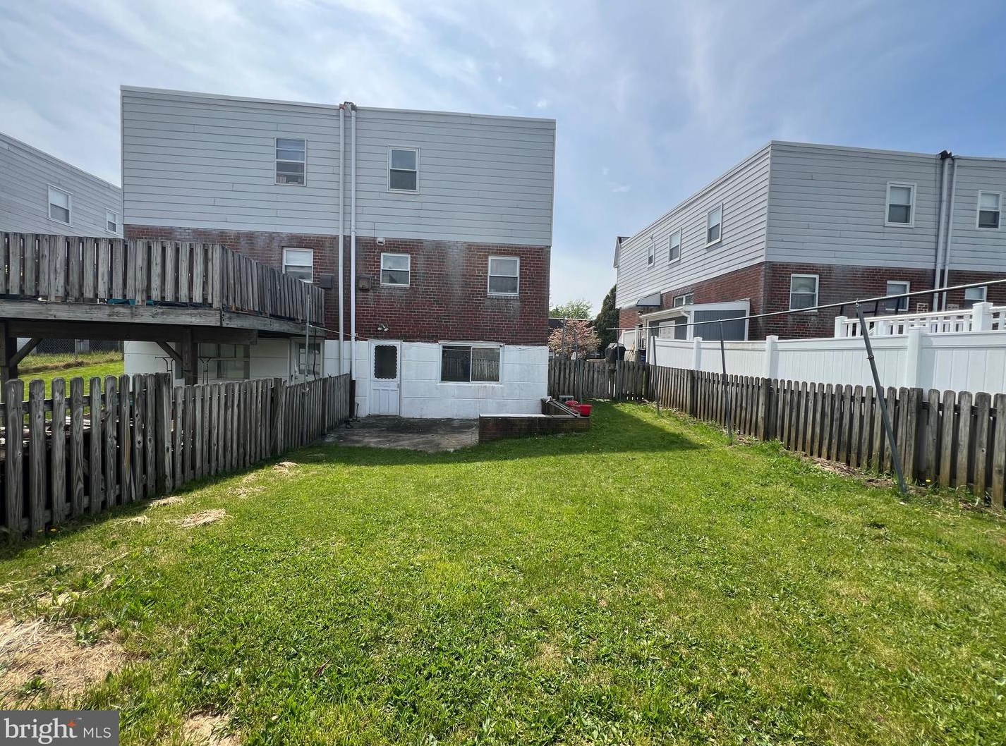 9946 Wingtip Rd, Philadelphia PA 19115-1708 exterior