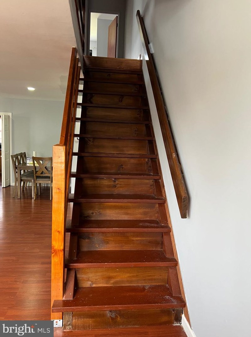 9946 Wingtip Rd, Philadelphia PA 19115-1708 exterior