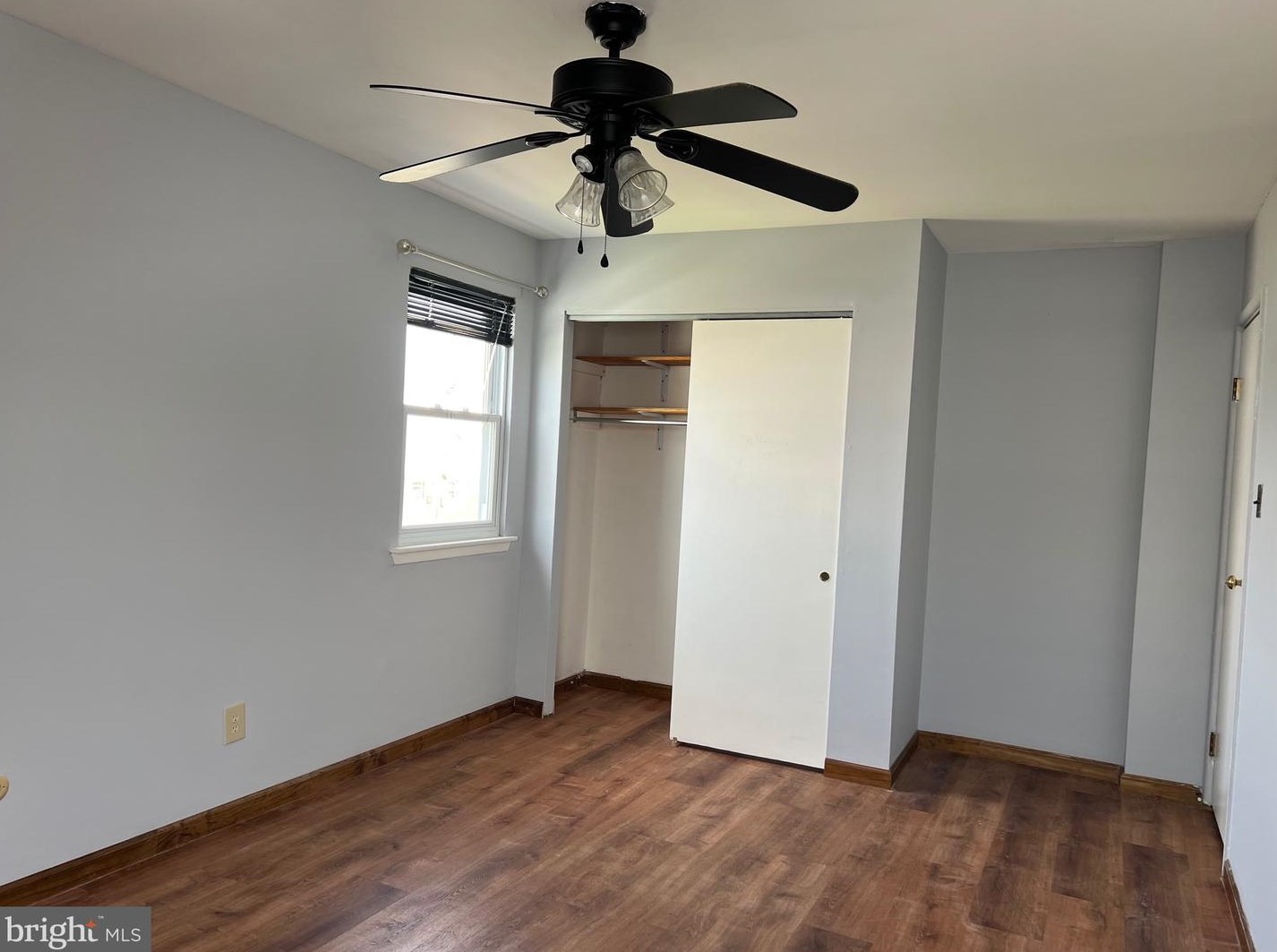 9946 Wingtip Rd, Philadelphia PA 19115-1708 exterior