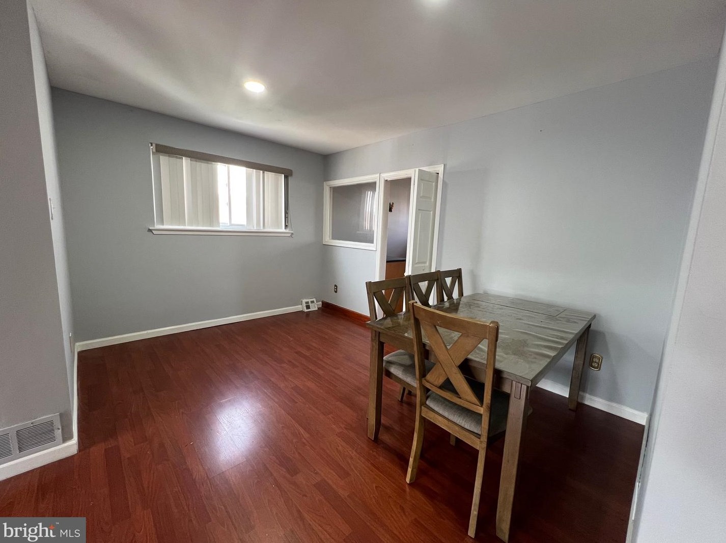 9946 Wingtip Rd, Philadelphia PA 19115-1708 exterior