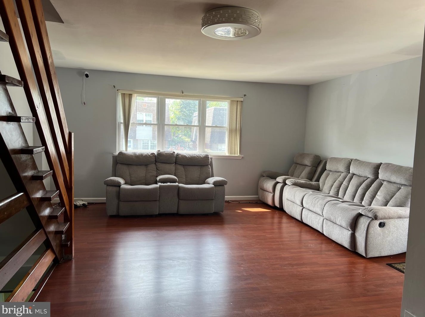 9946 Wingtip Rd, Philadelphia PA 19115-1708 exterior