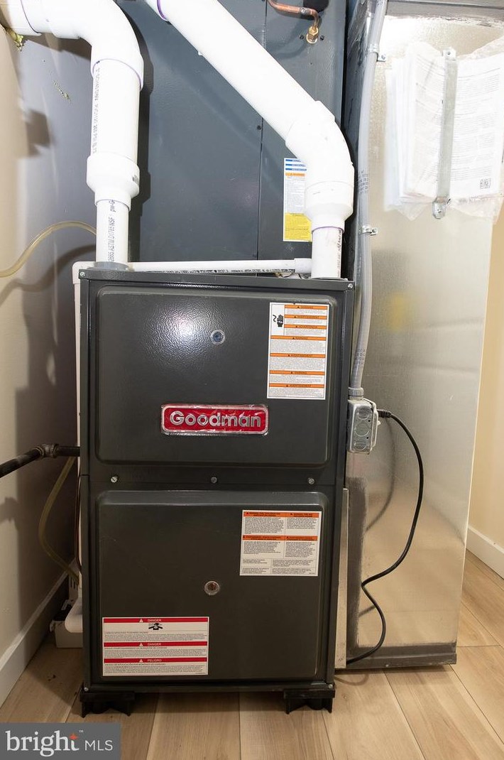 5836 Springfield Ave, Philadelphia PA  19143-5228 exterior