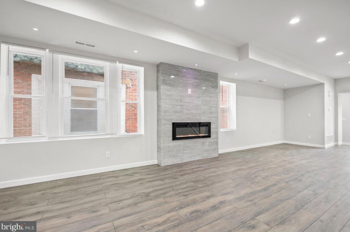 5836 Springfield Ave, Philadelphia PA  19143-5228 exterior