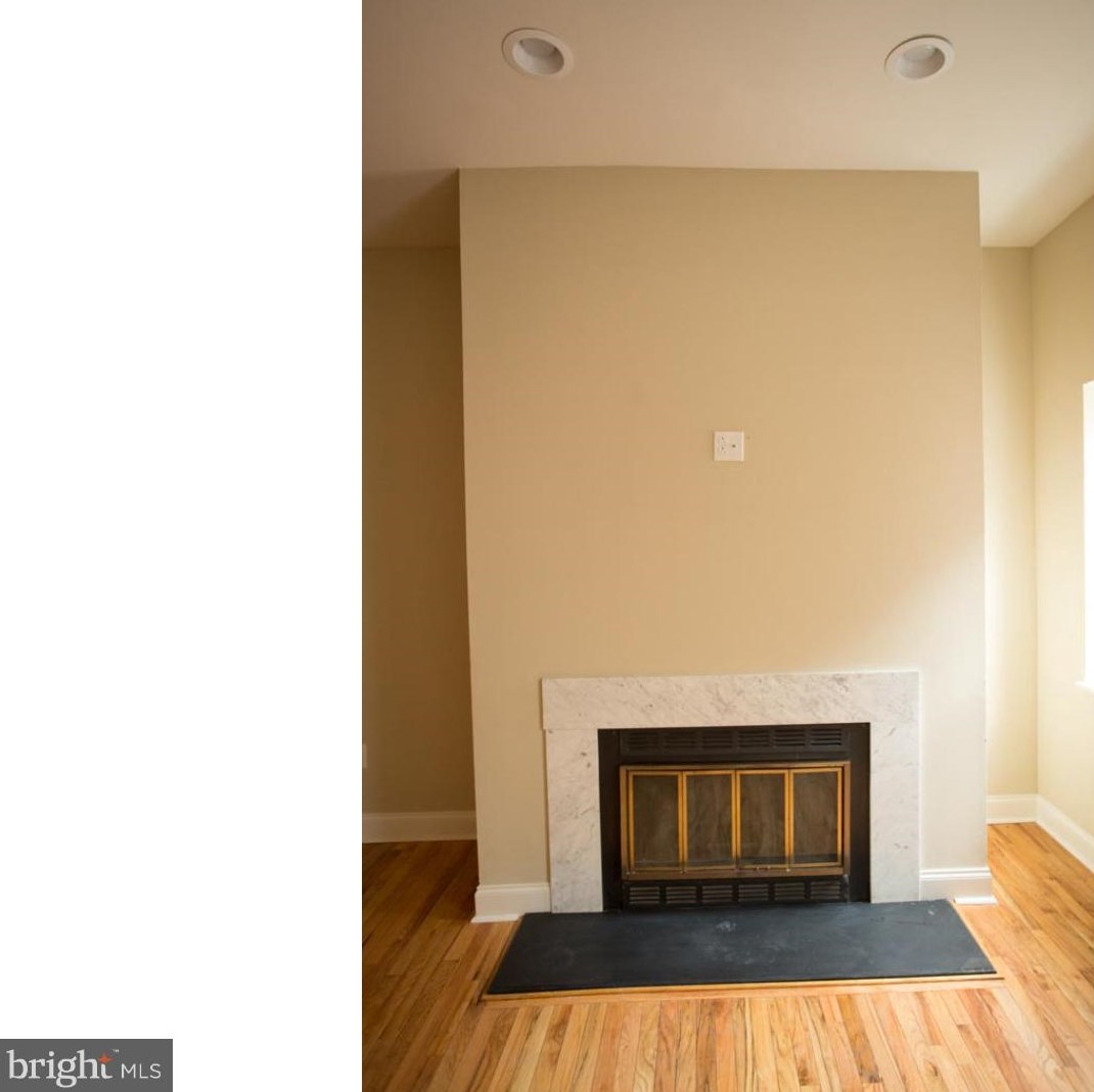 922 Pine St #1r, Philadelphia, PA 19107