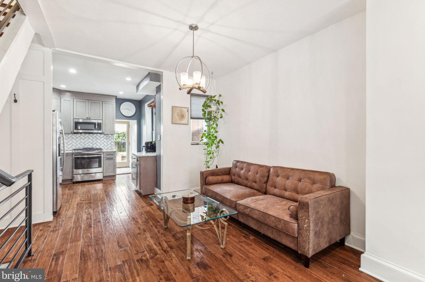 2420 Lambert St, Philadelphia PA  19145-4212 exterior
