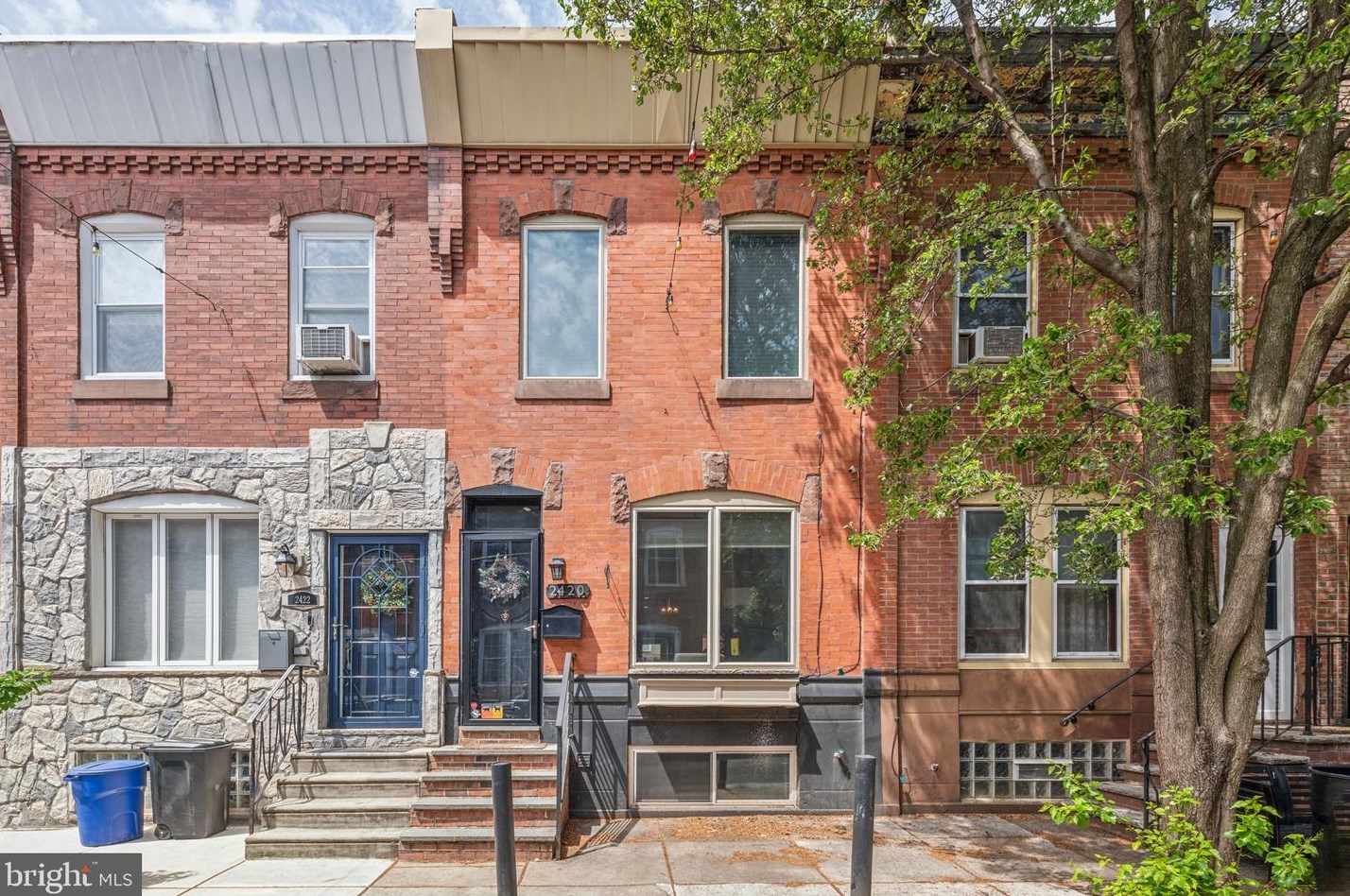 2420 Lambert St, Philadelphia PA  19145-4212 exterior