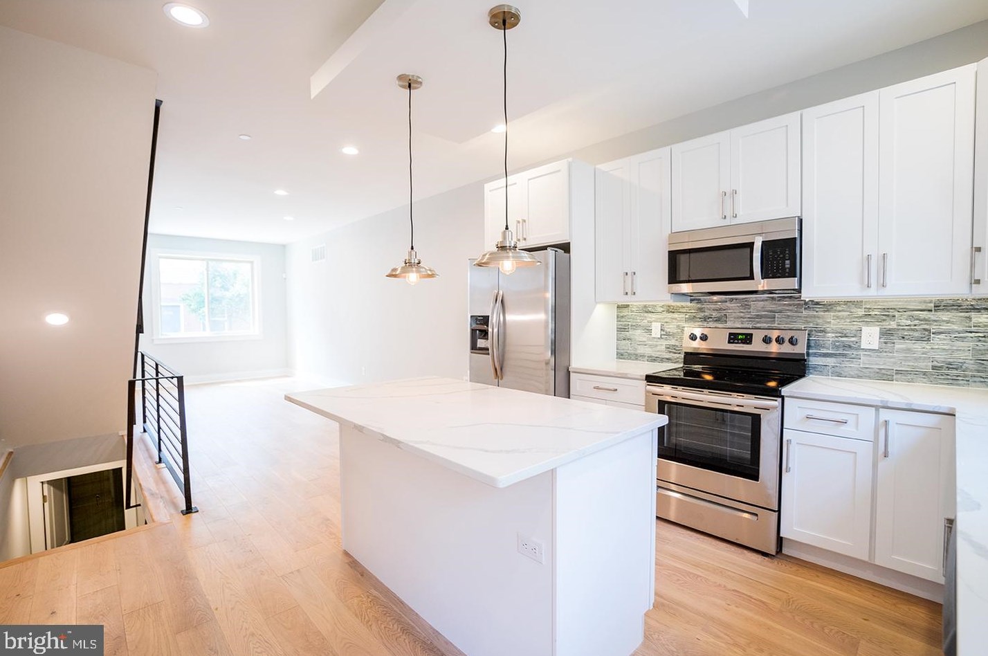 2231 William St, Philadelphia, PA 19134-3916