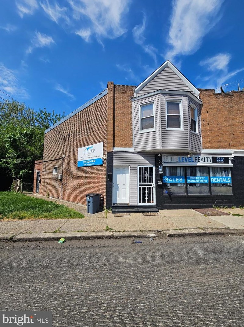 6754 Martins Mill Rd #side Entrance, Philadelphia, PA 19111