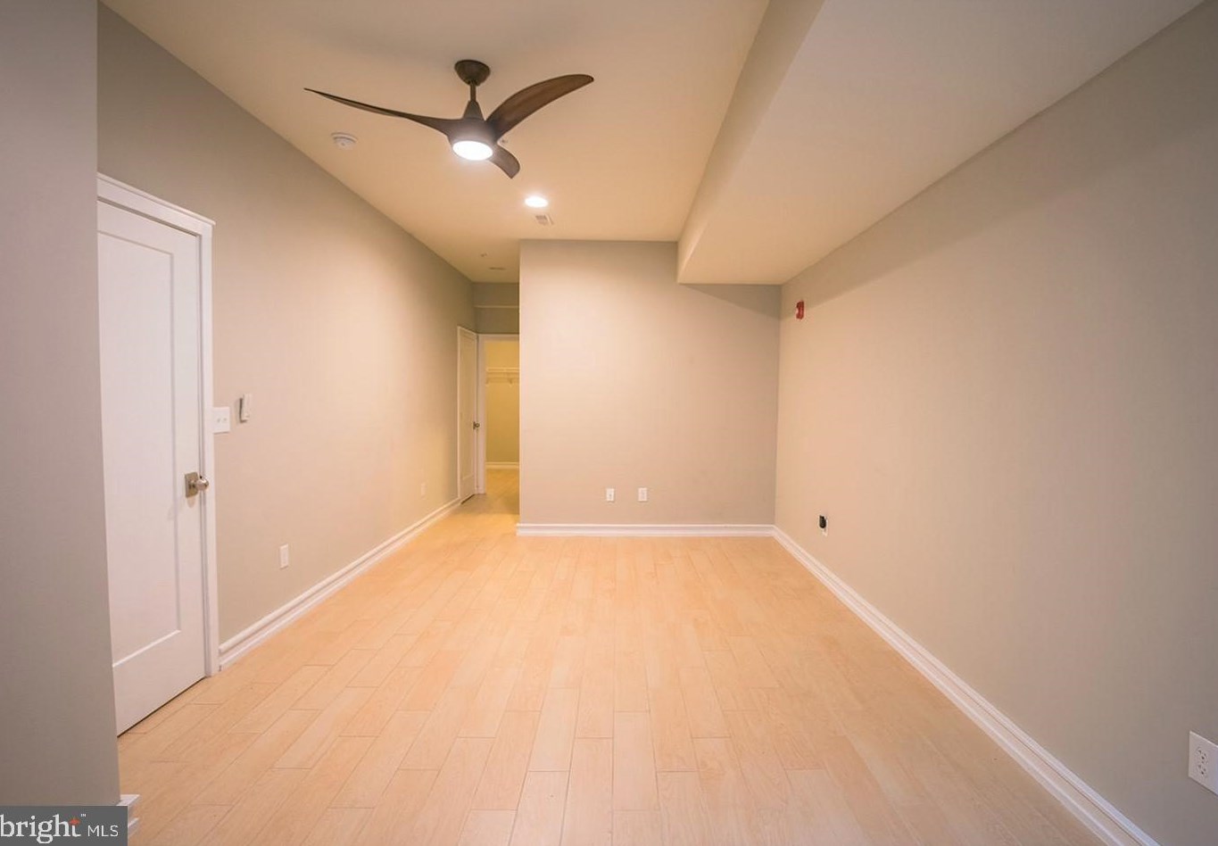 1325 7th St, Philadelphia PA 19147-5828 exterior