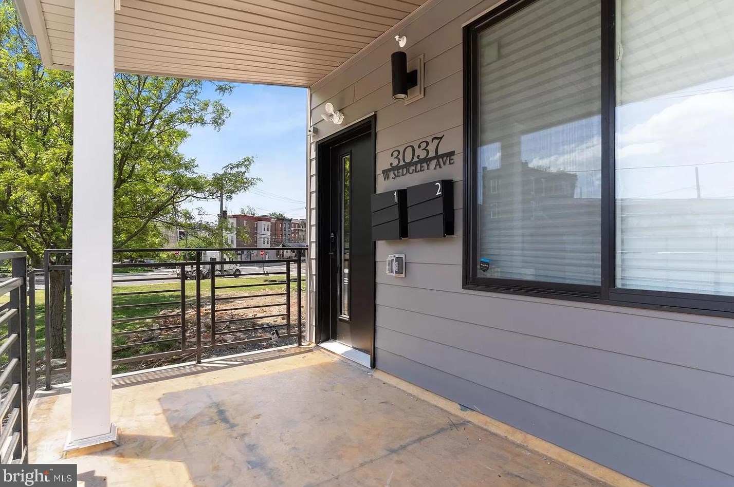 3037 Sedgley Ave, Philadelphia PA  19121-1814 exterior