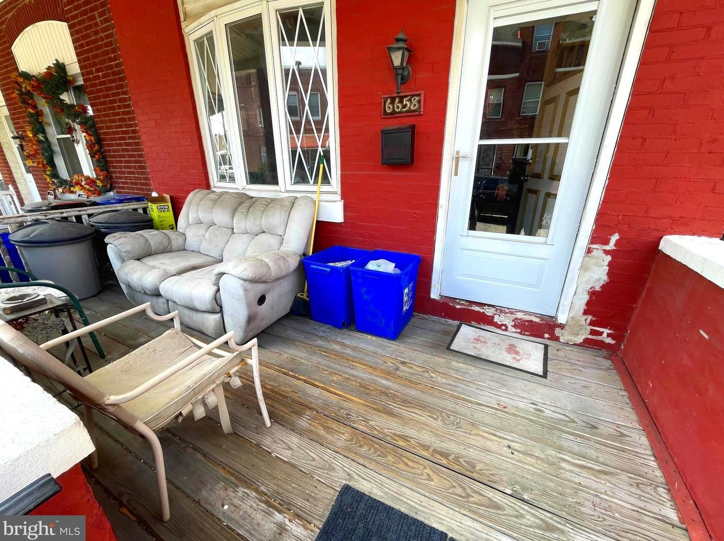 6658 Edmund St, Philadelphia, PA 19135-2802