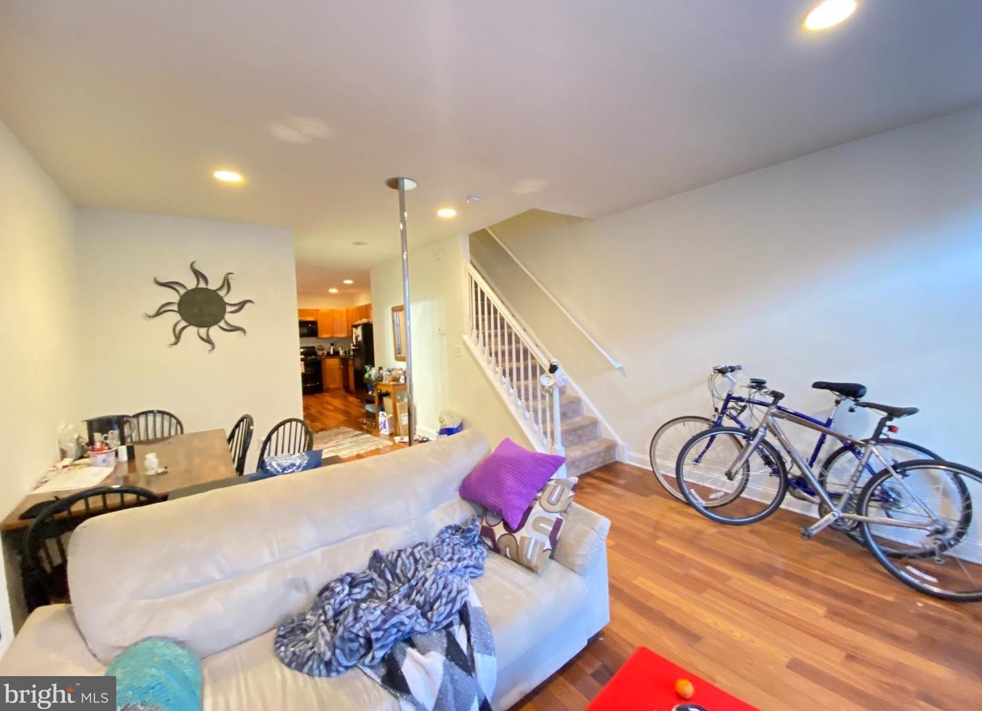 1127 Nevada St, Philadelphia, PA 19133-1028