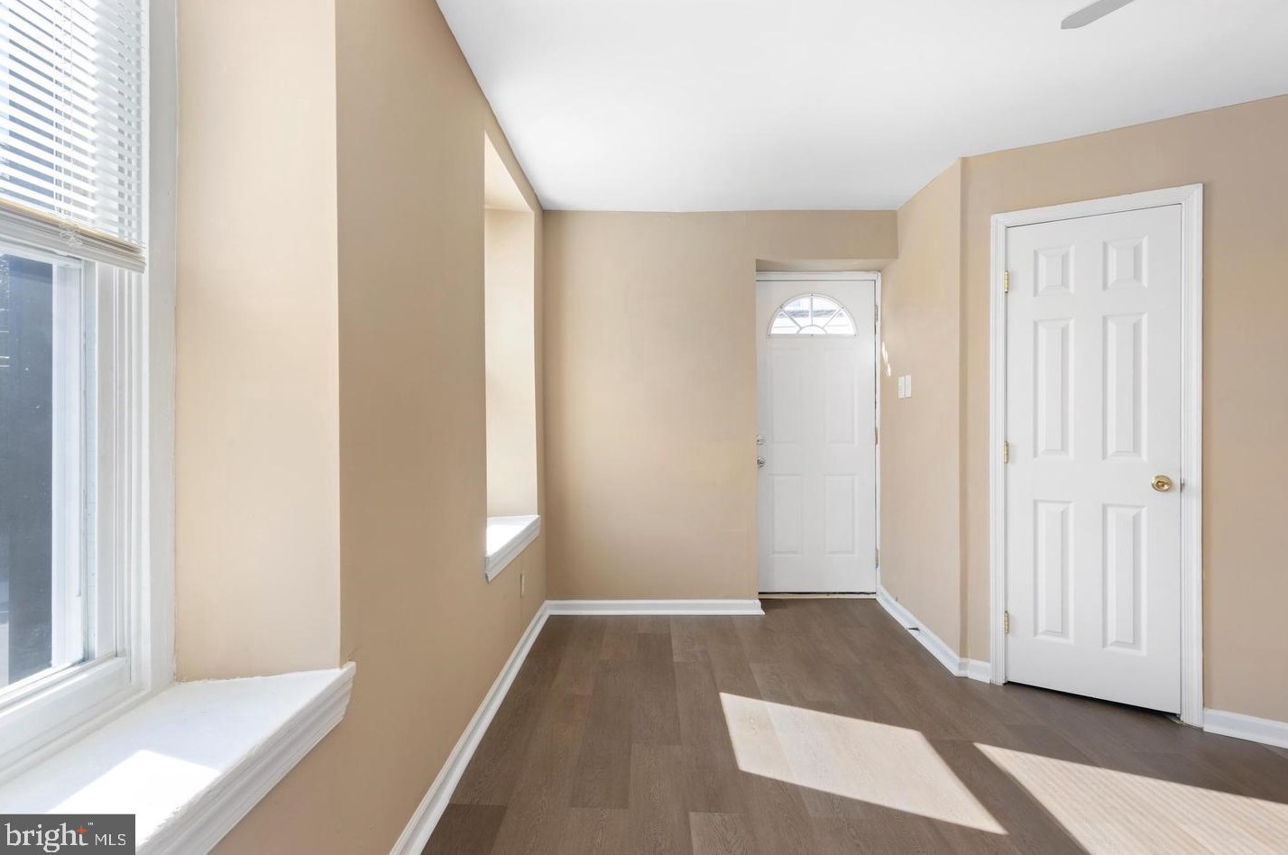 400 Green Ln, Philadelphia, PA 19128-3304