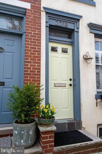 2218 Pemberton St, Philadelphia, PA 19146