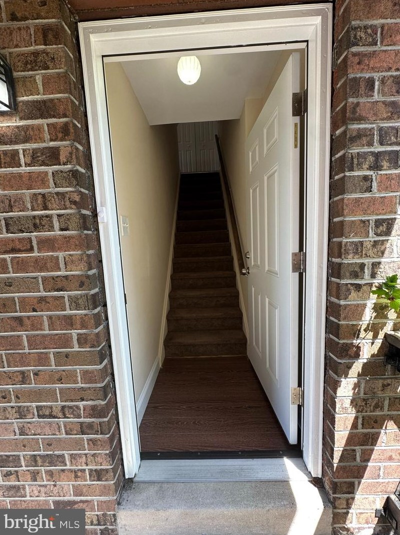 15173 Beverly Dr, Philadelphia, PA 19116-1410