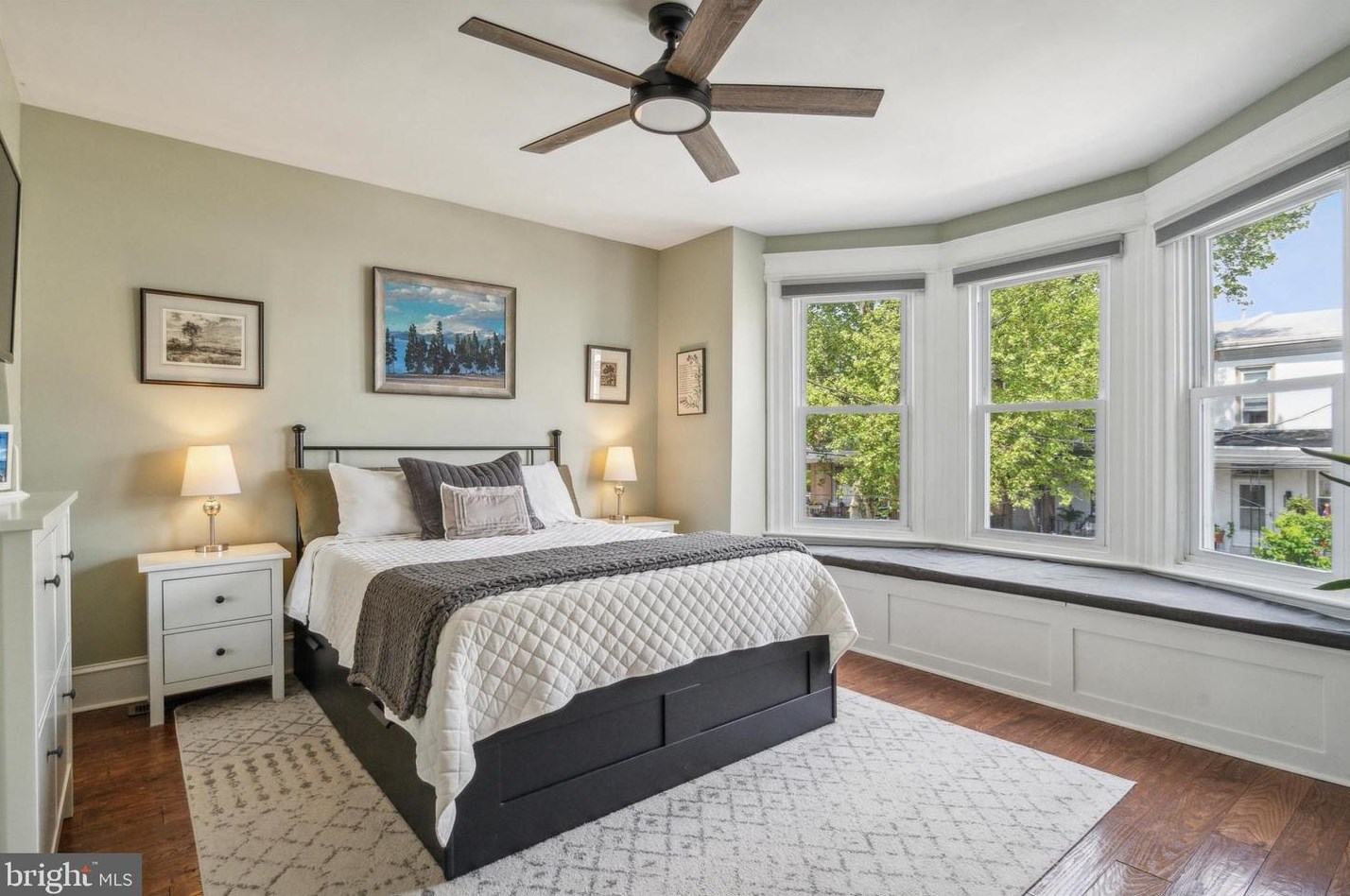 4350 Mitchell St, Philadelphia PA 19128-3425 exterior