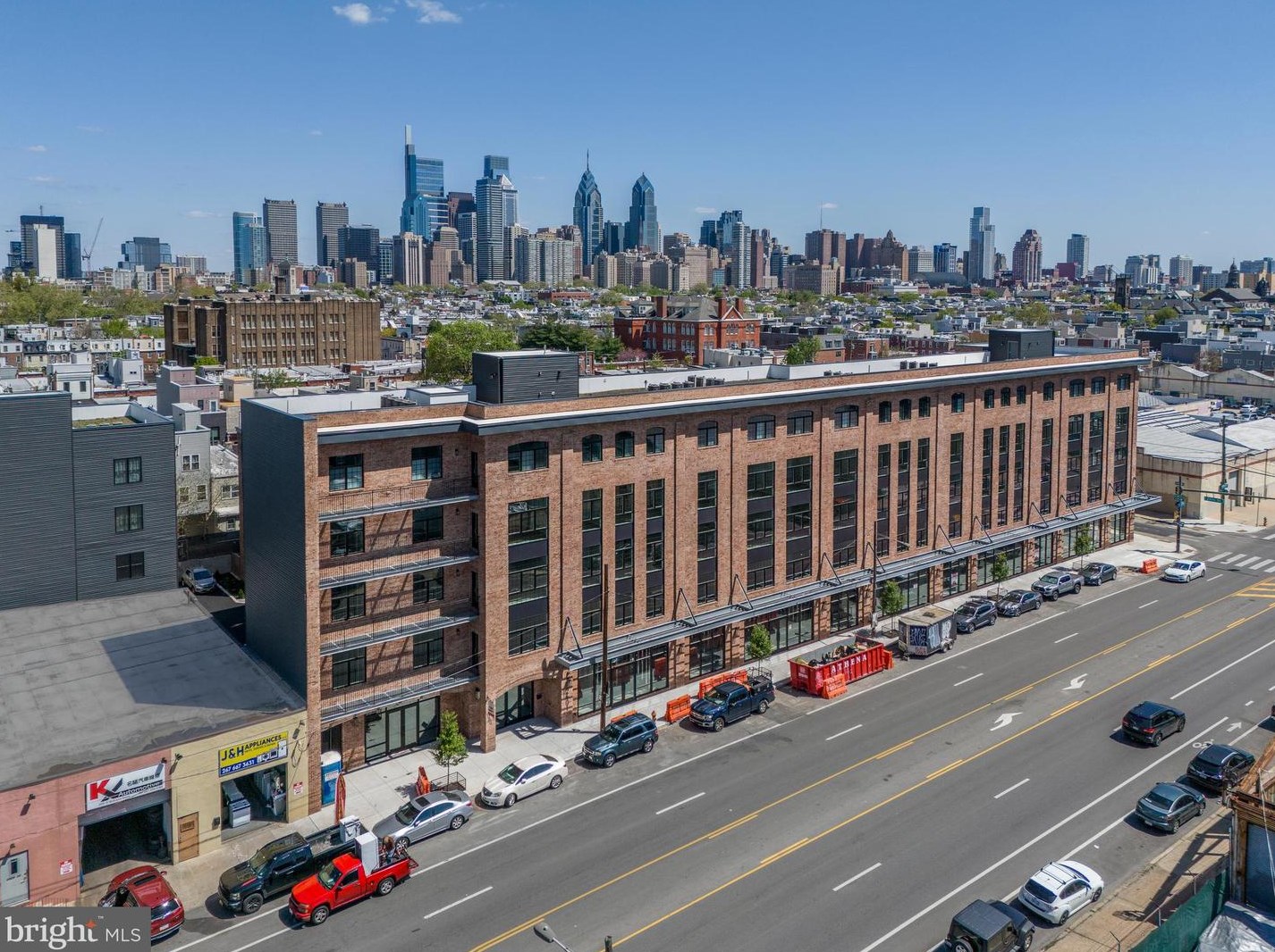 2401 Washington Ave, Philadelphia PA  19146-2437 exterior