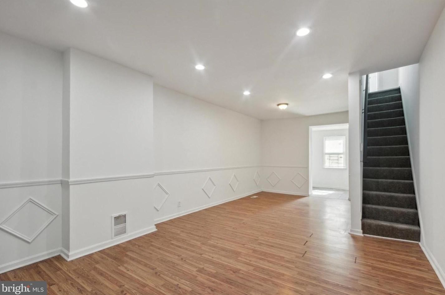 2553 Napa St, Philadelphia PA  19132-2917 exterior