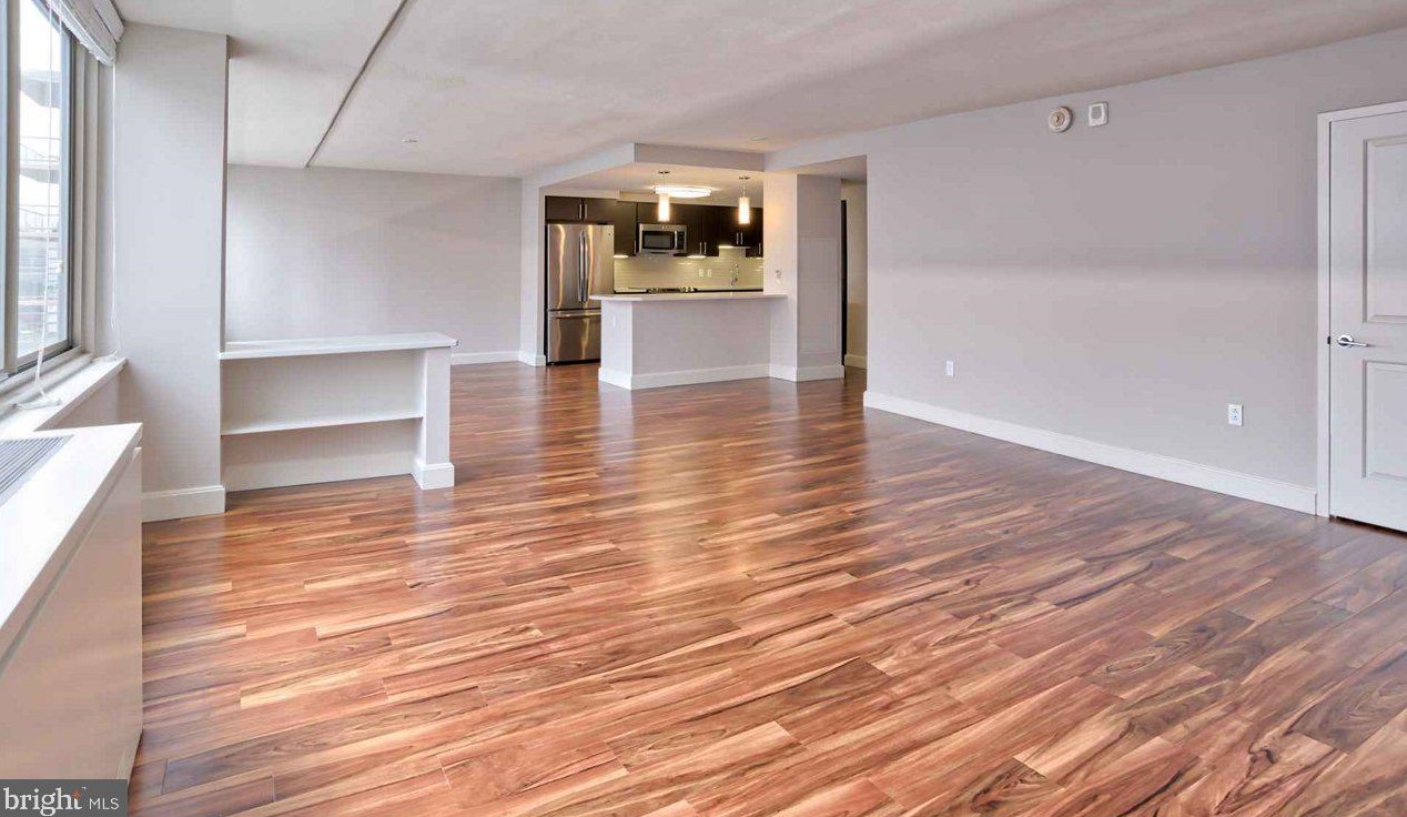 1815 John F Kennedy Blvd, Philadelphia PA 19103-1701 exterior