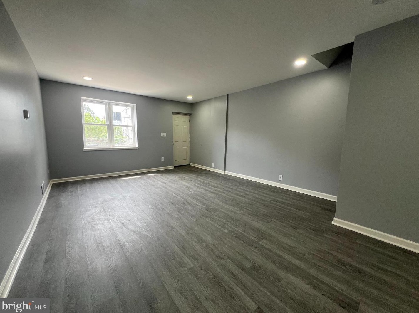 3933 Fairmount Ave, Philadelphia, PA 19104