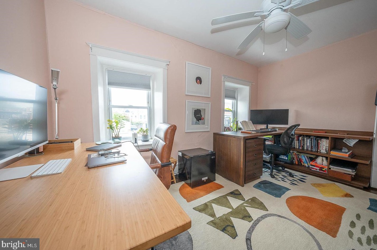 13 Mount Pleasant Ave, Philadelphia PA  19119-2410 exterior