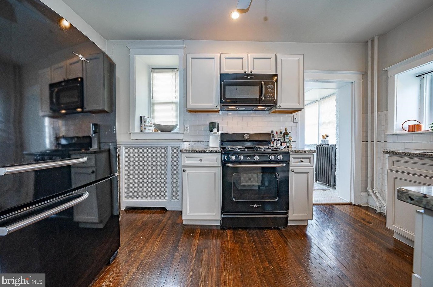 13 Mount Pleasant Ave, Philadelphia PA  19119-2410 exterior