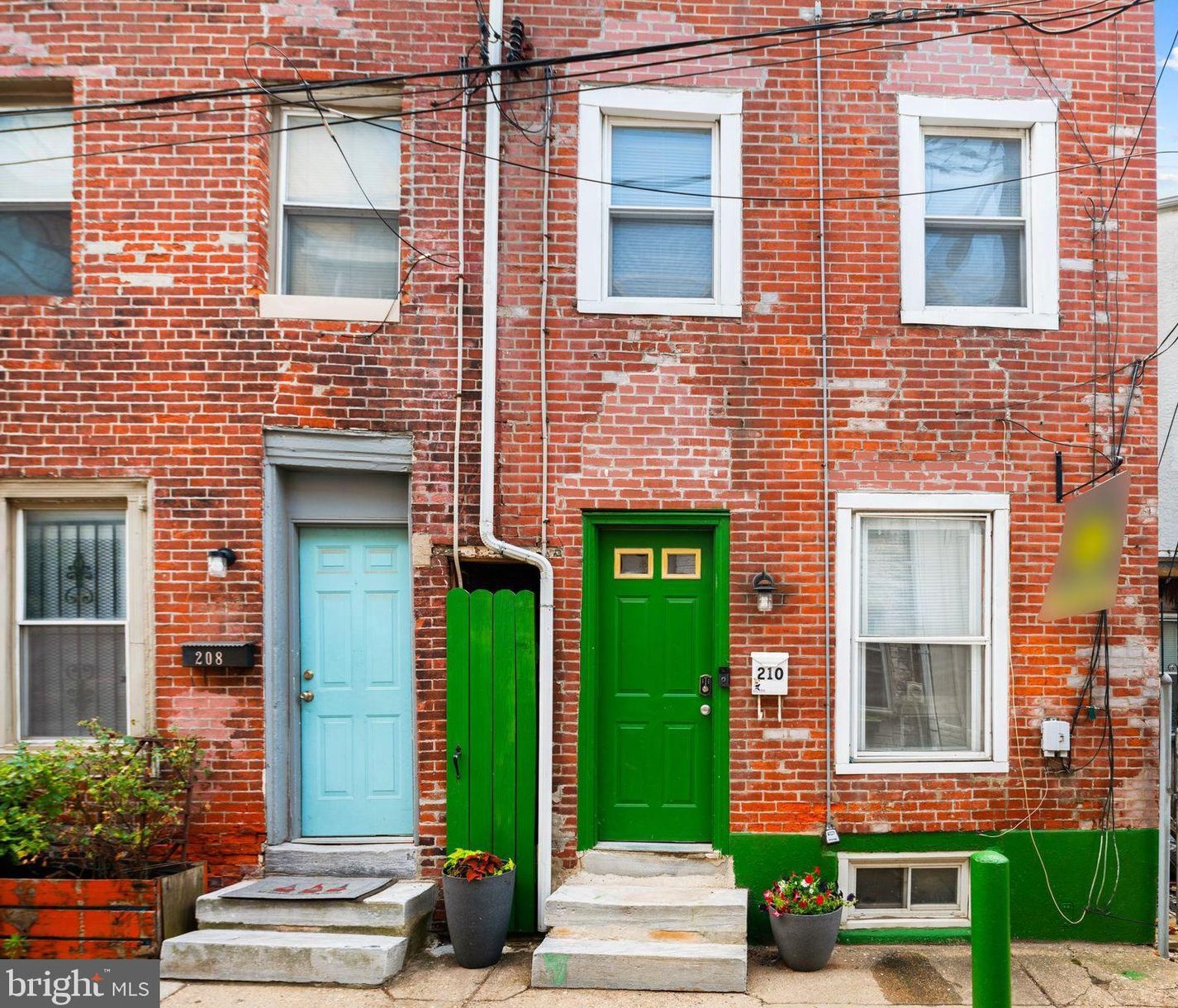 210 Stiles St, Philadelphia, PA 19122-4412