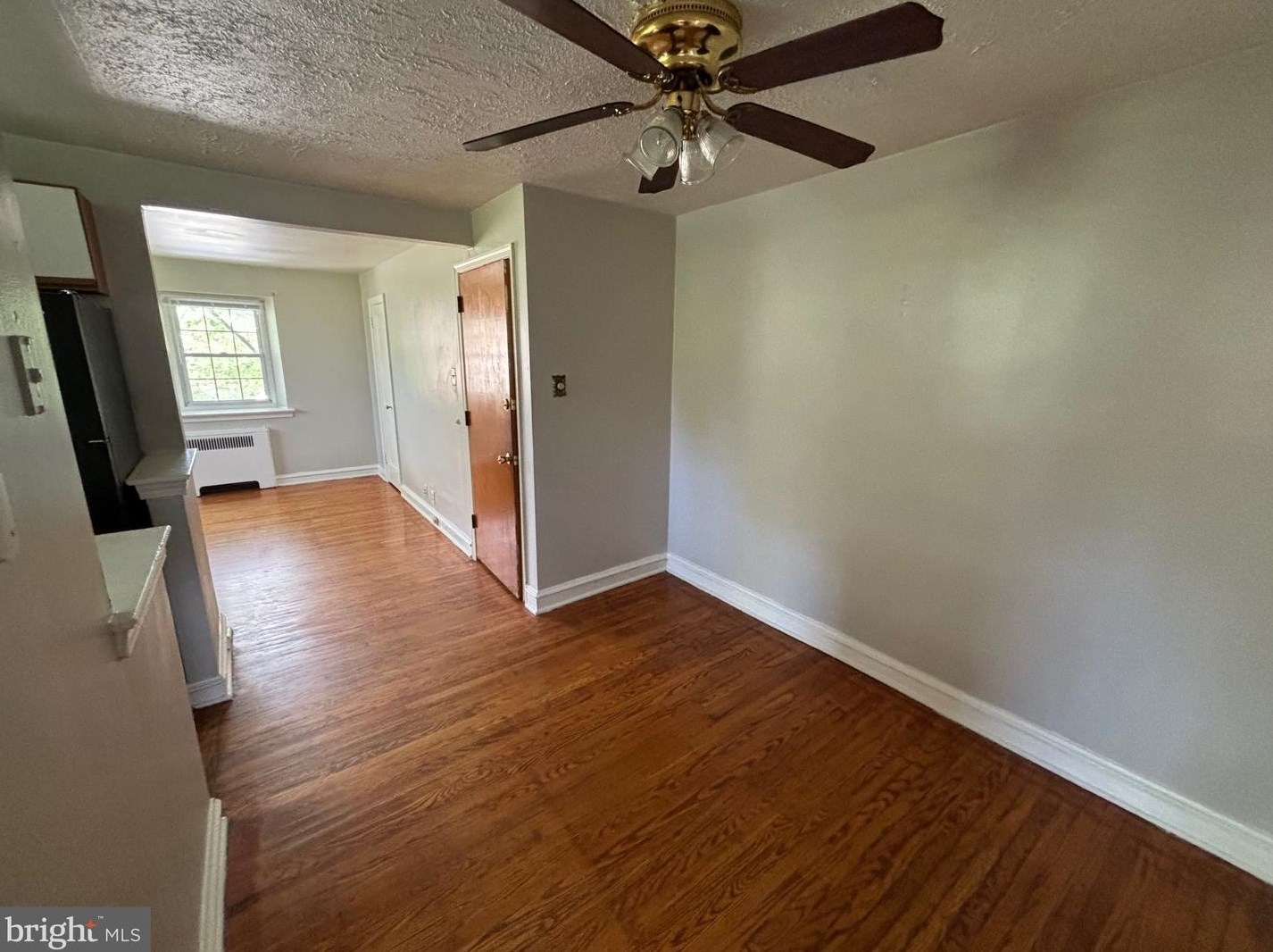 525 E Vernon Rd #2, Philadelphia, PA 19119