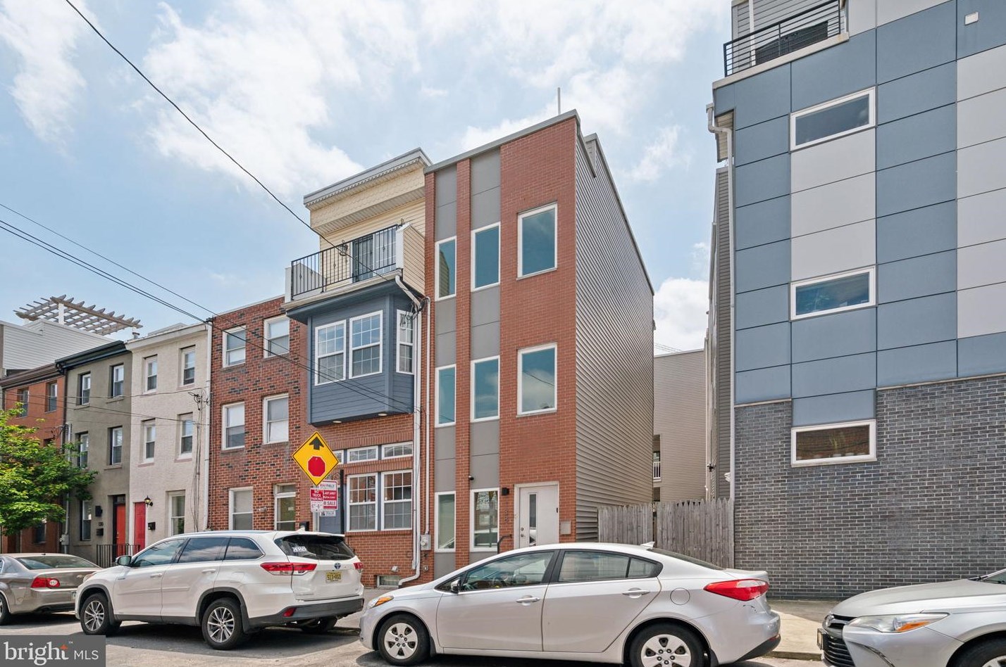 138 Thompson St, Philadelphia, PA 19122-4626