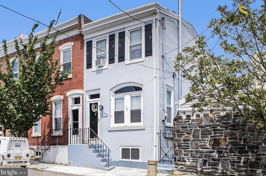 4511 Wilde St, Philadelphia, PA 19127-1218