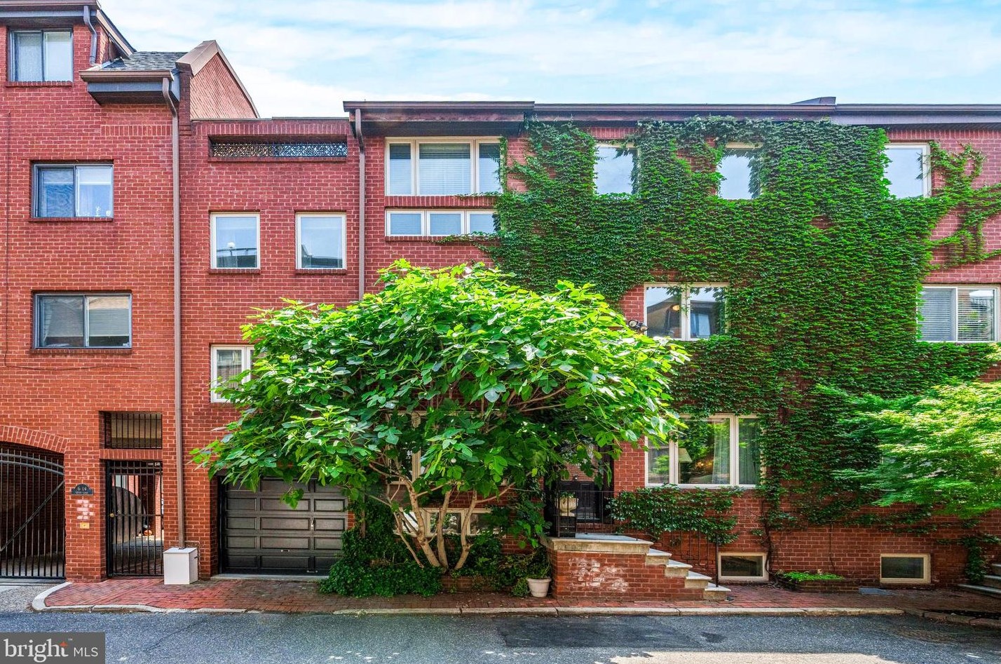 717 Philip St, Philadelphia PA  19147-3314 exterior